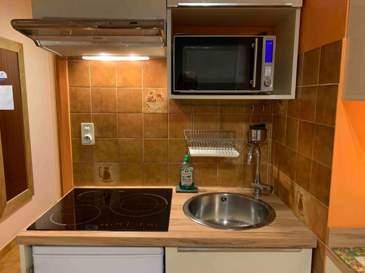 Appartement Fidji Saint-Cyr-sur-Mer Exteriör bild